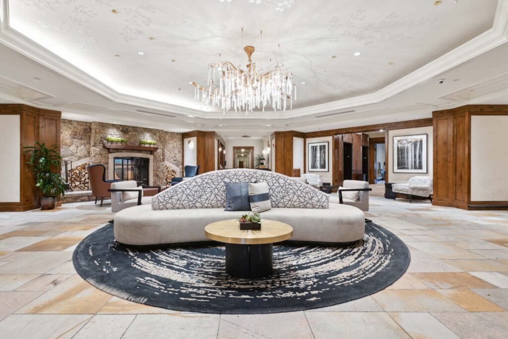 Aspen Mountain Residences lobby