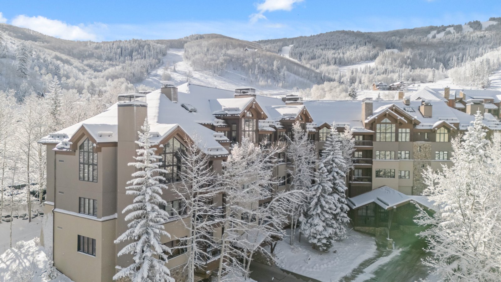 Highlands Lodge 3 Highlands Lodge renovated exterior at Beaver Creek in winter