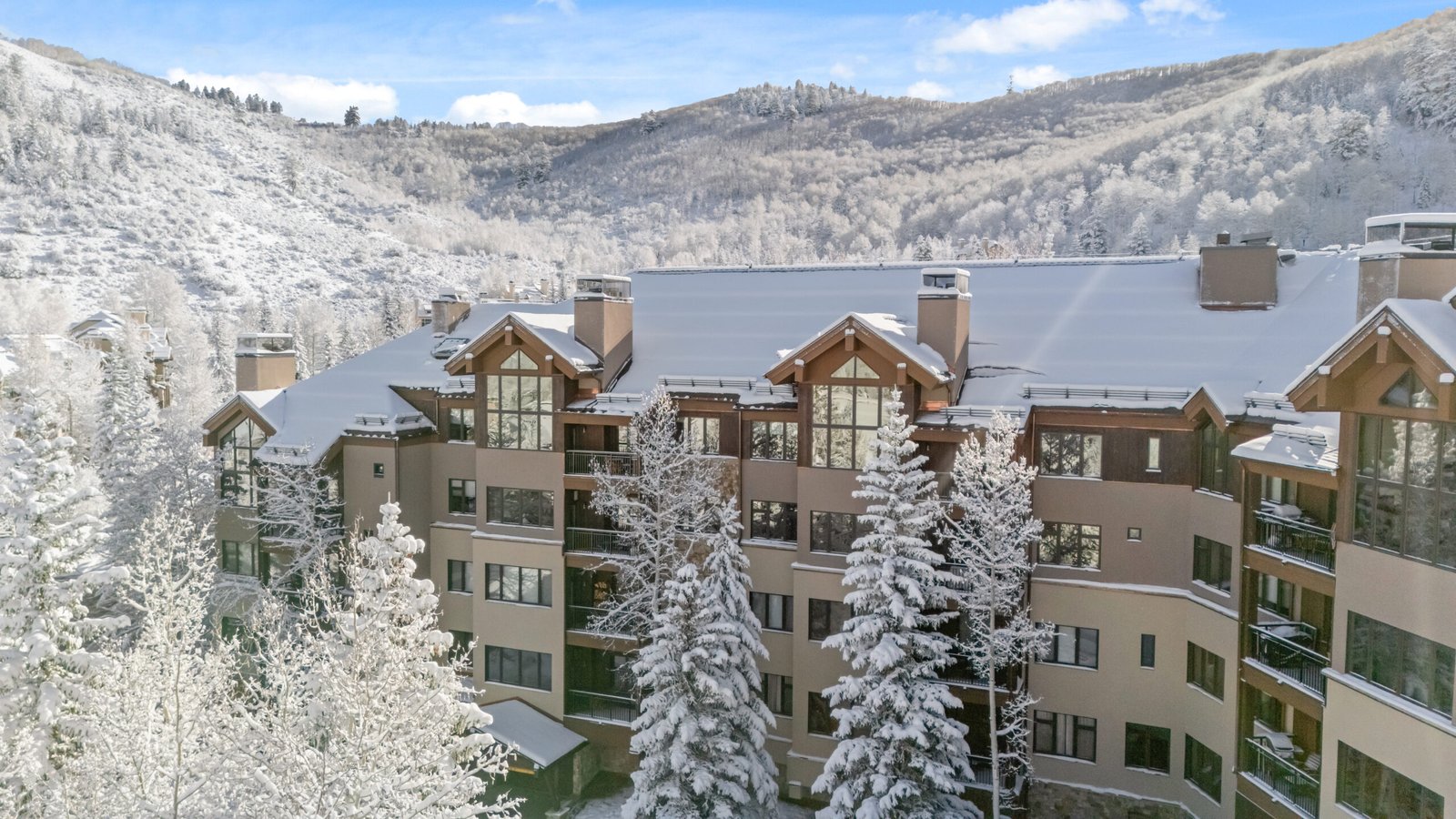 Highlands Lodge 2 Highlands Lodge renovated exterior at Beaver Creek in winter