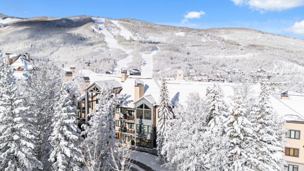 Highlands Westview exterior in winter at Beaver Creek